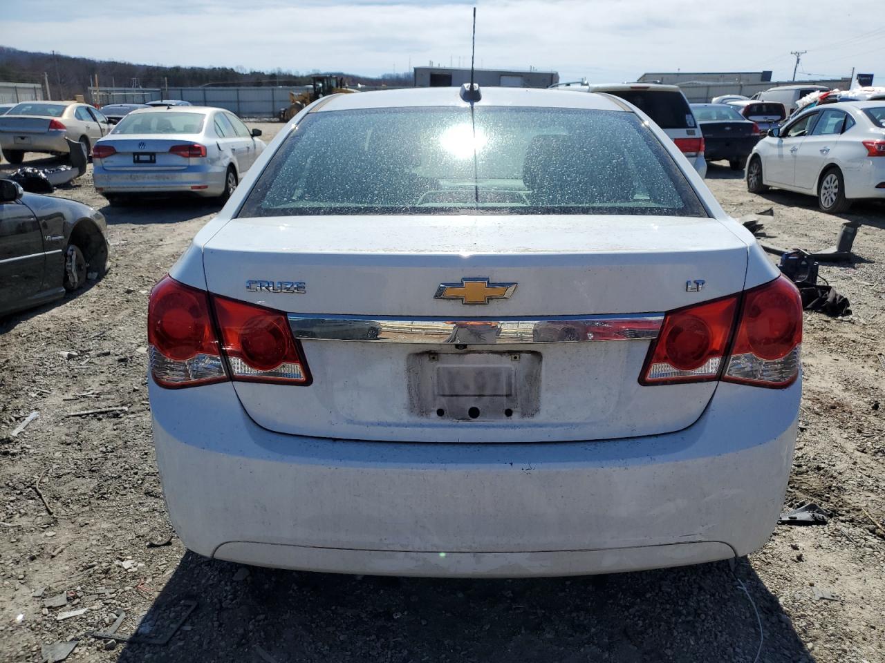 2015 Chevrolet Cruze - Image 6