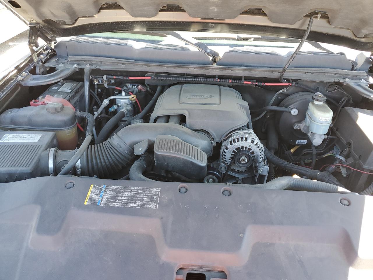 2008 Chevrolet Silverado - Image 11