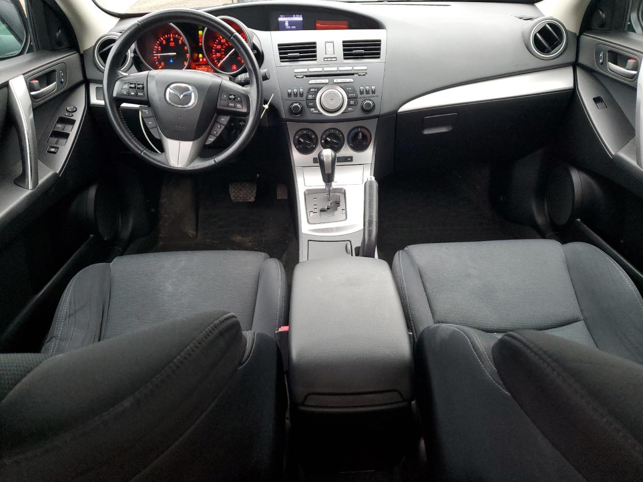 2011 Mazda 3 - Image 8