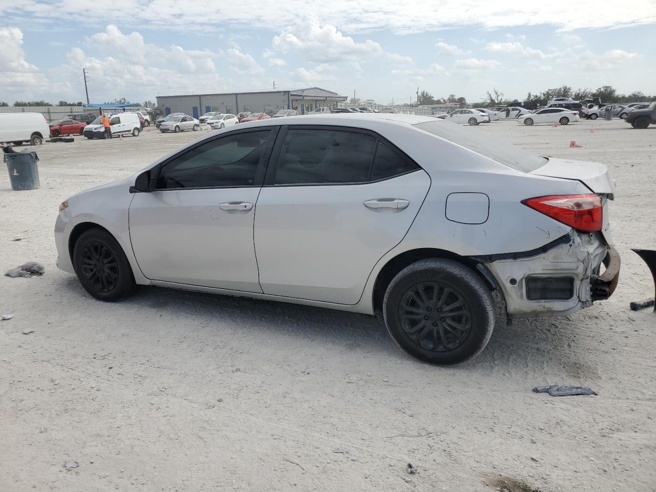 2017 Toyota Corolla - Image 2