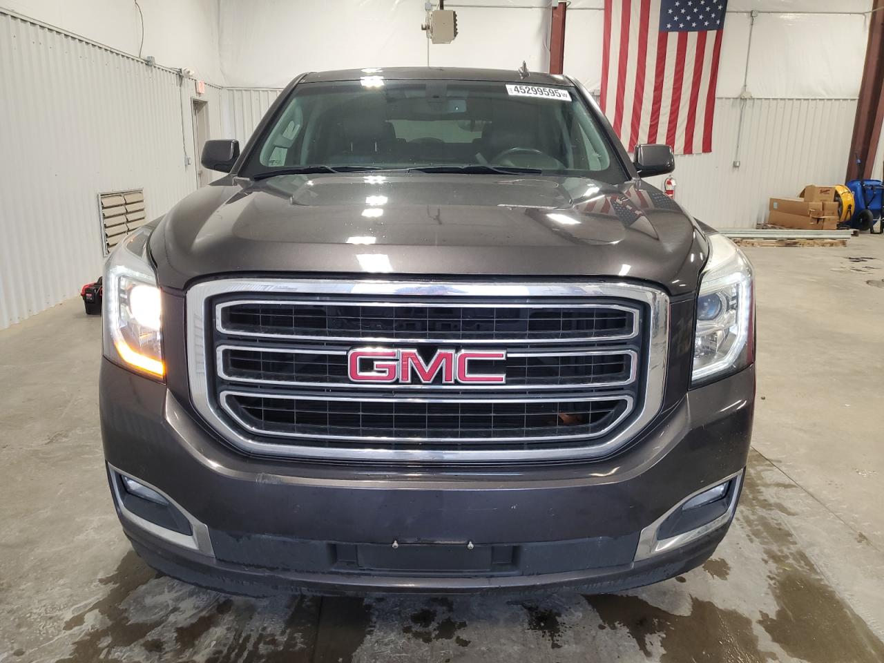 2015 GMC Yukon - Image 5