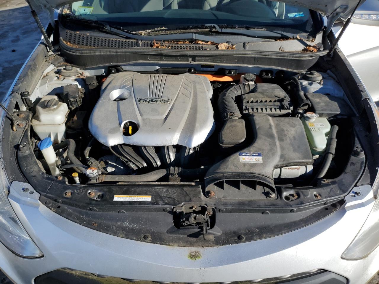 2012 Hyundai Sonata - Image 11