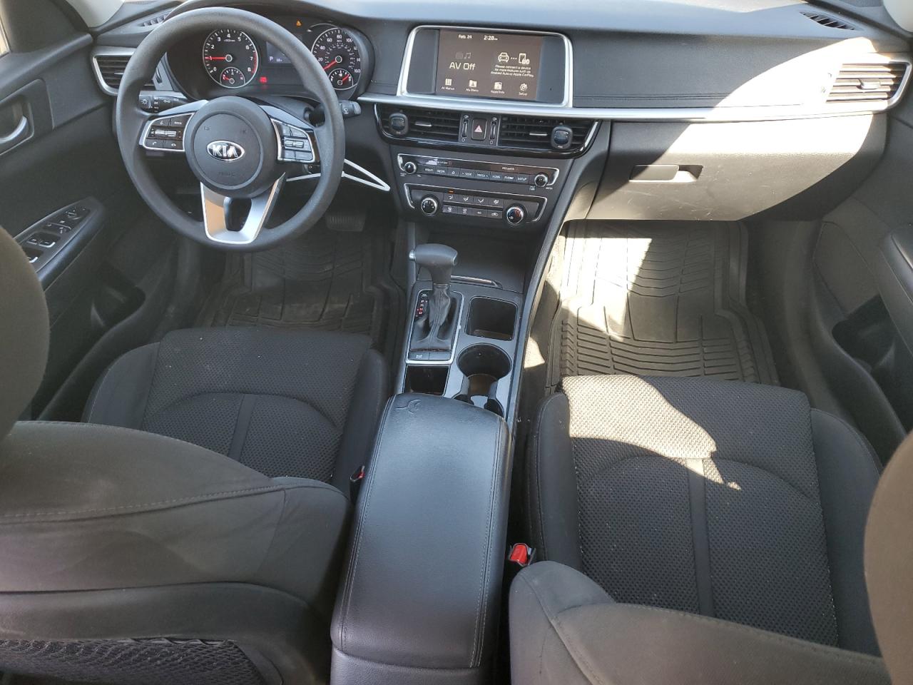 2019 Kia Optima - Image 8