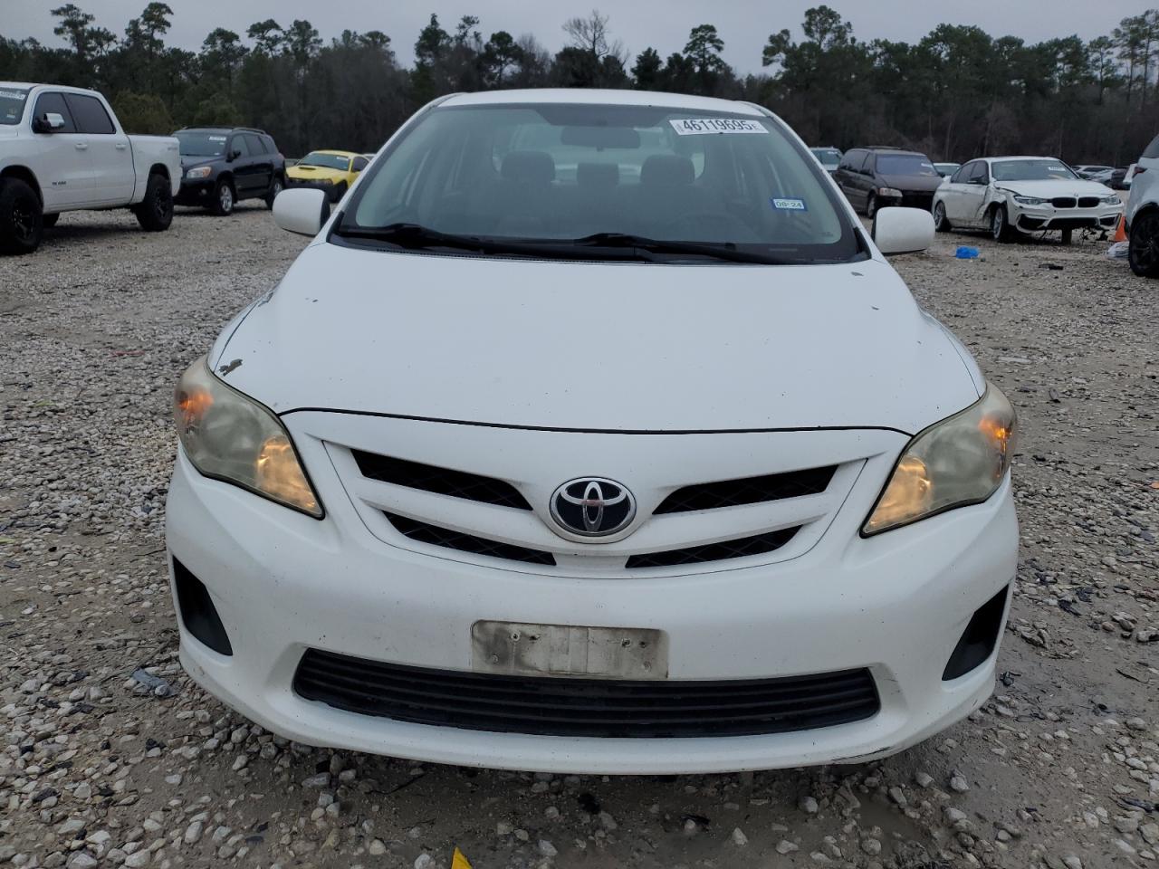 2012 Toyota Corolla - Image 5
