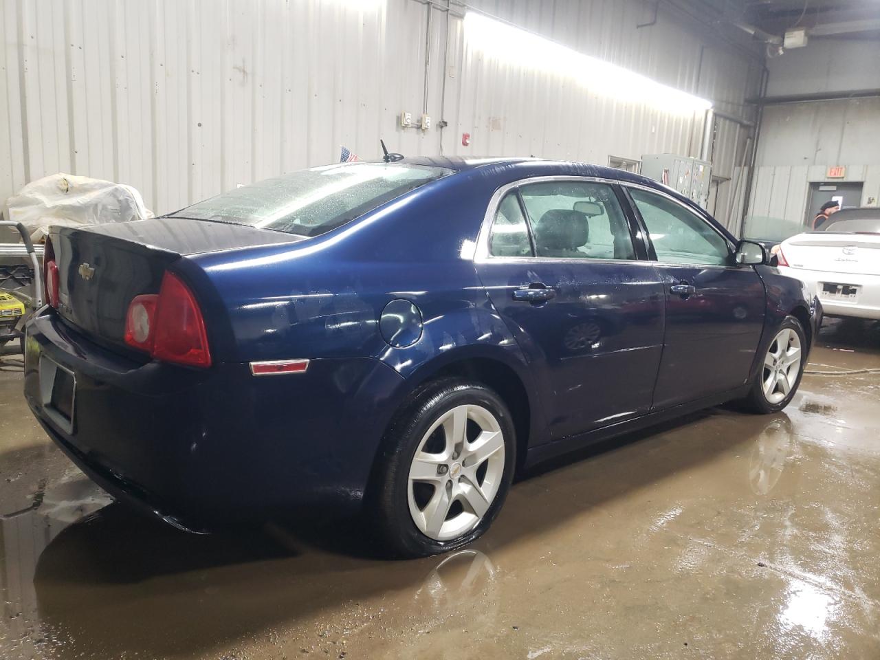 2009 Chevrolet Malibu - Image 3