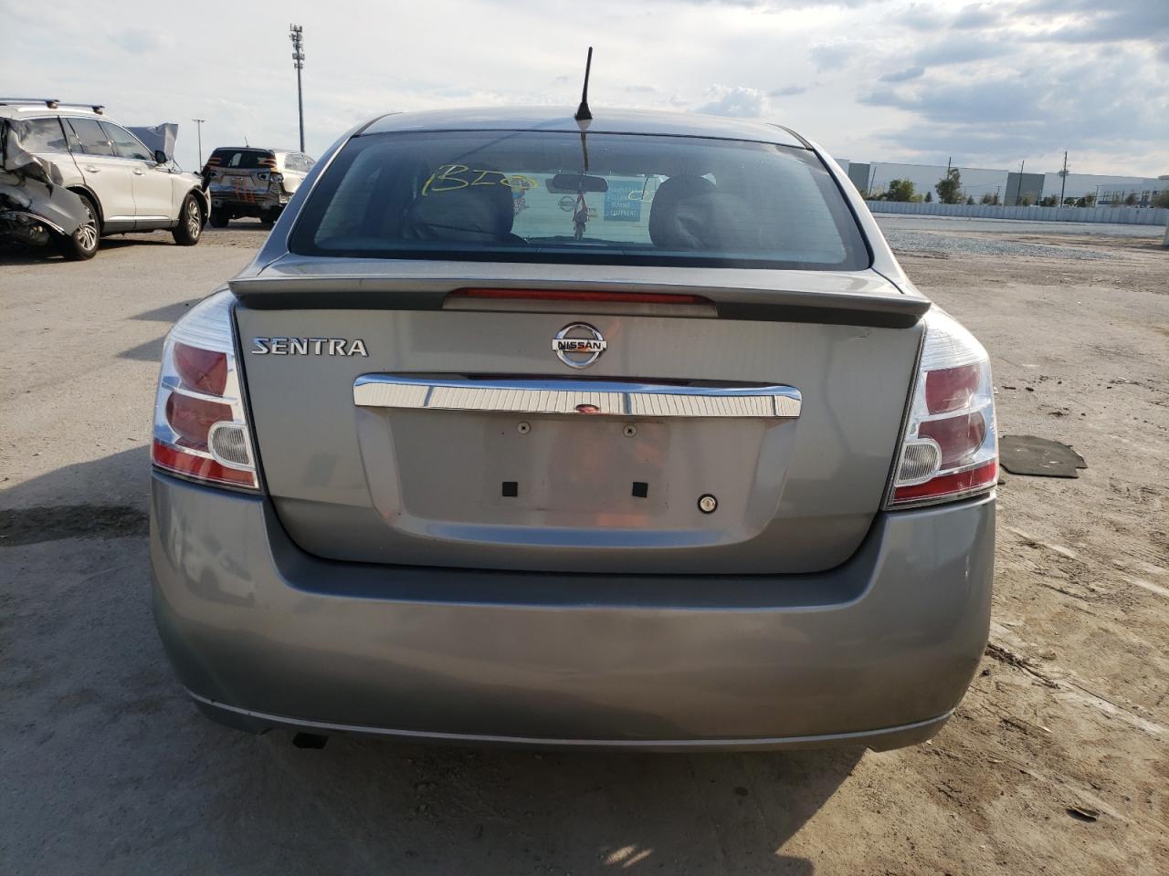 2012 Nissan Sentra - Image 6