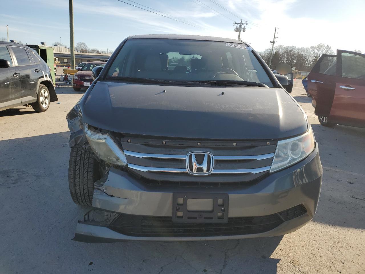 2012 Honda Odyssey - Image 5