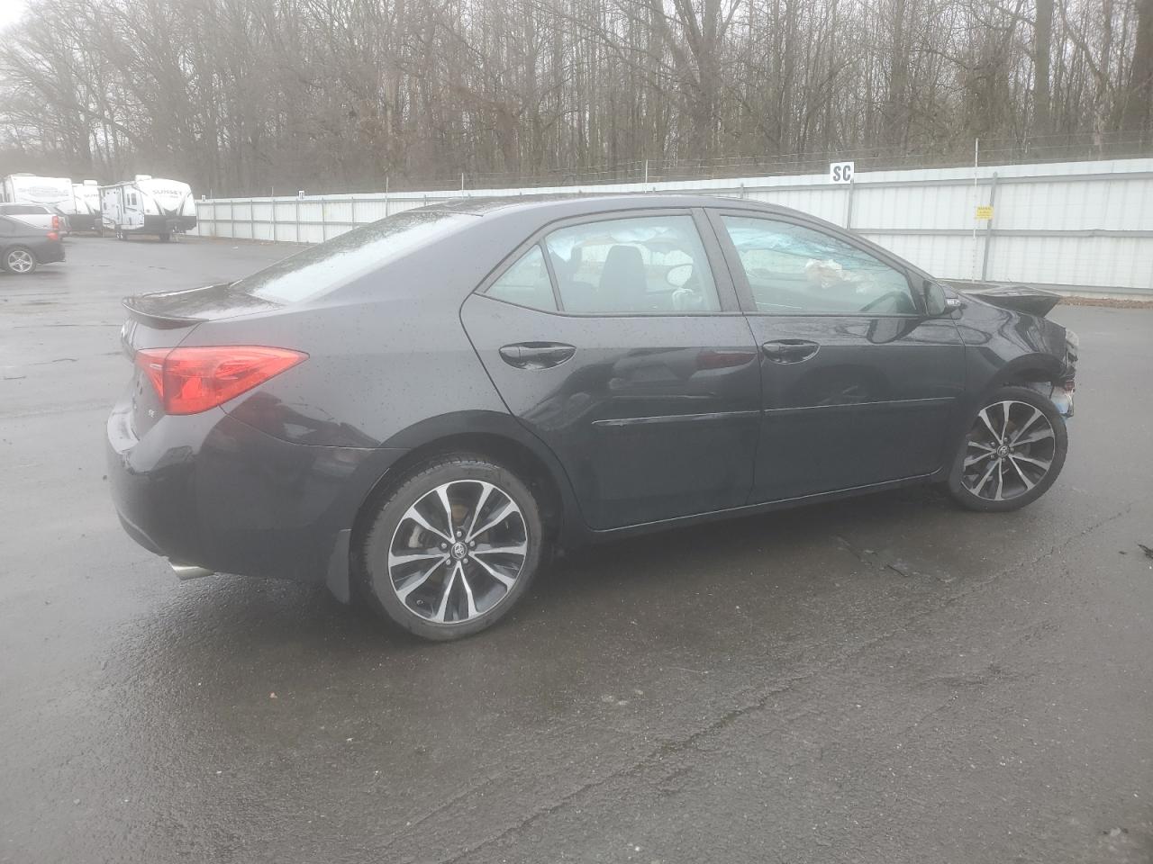 2018 Toyota Corolla - Image 3