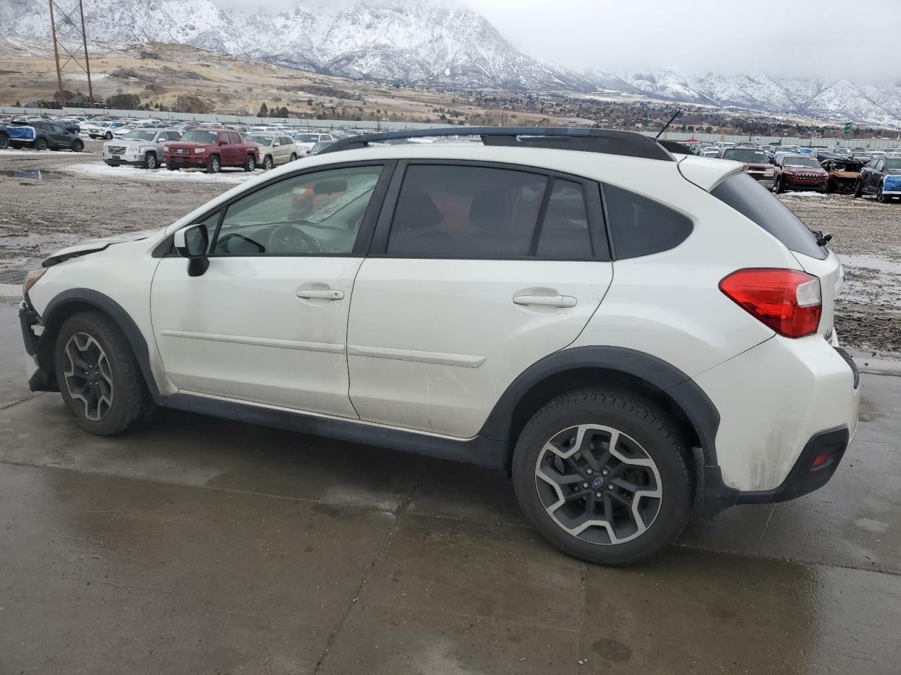 2016 Subaru XV - Image 2