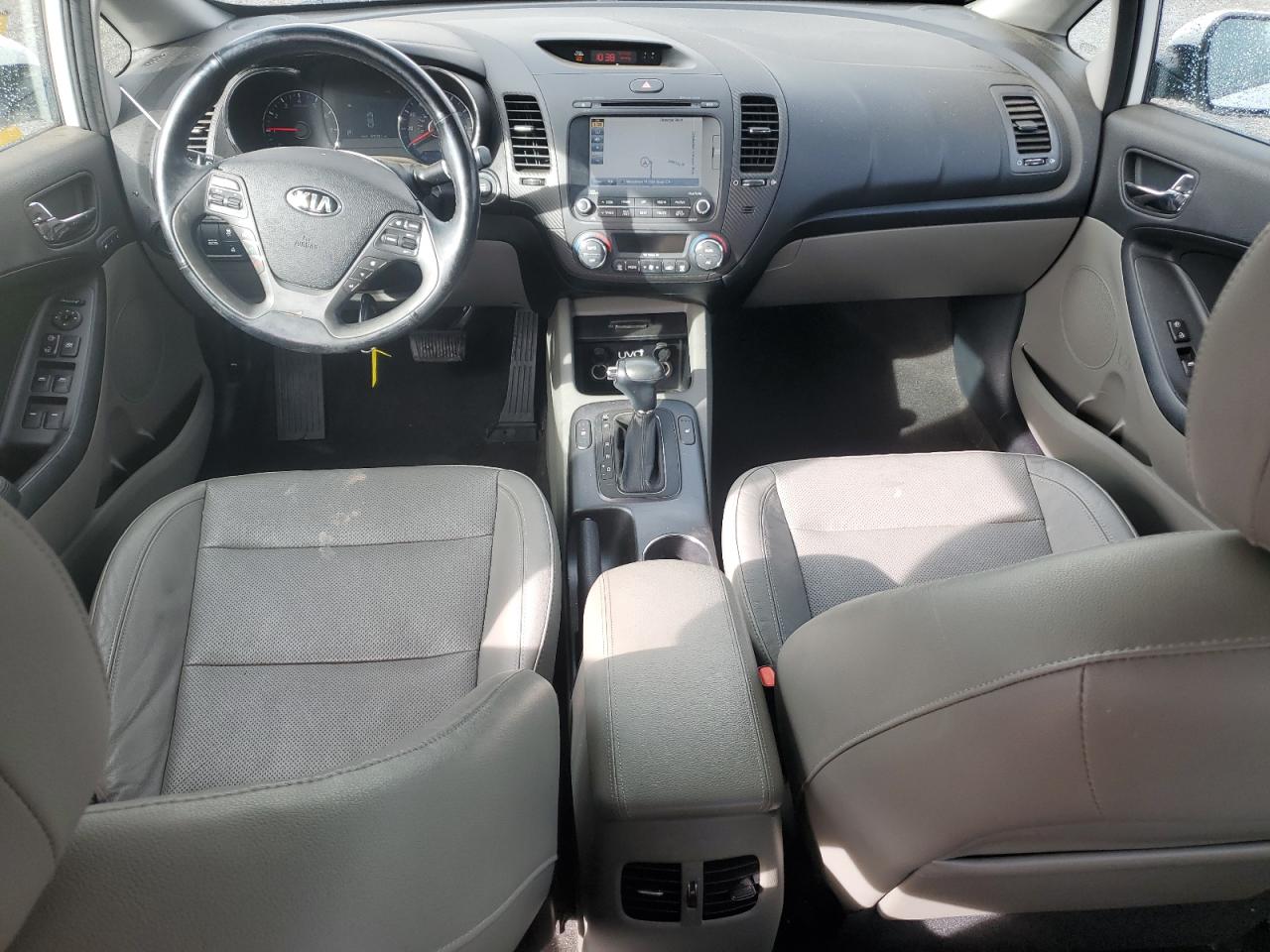 2015 Kia Forte - Image 8