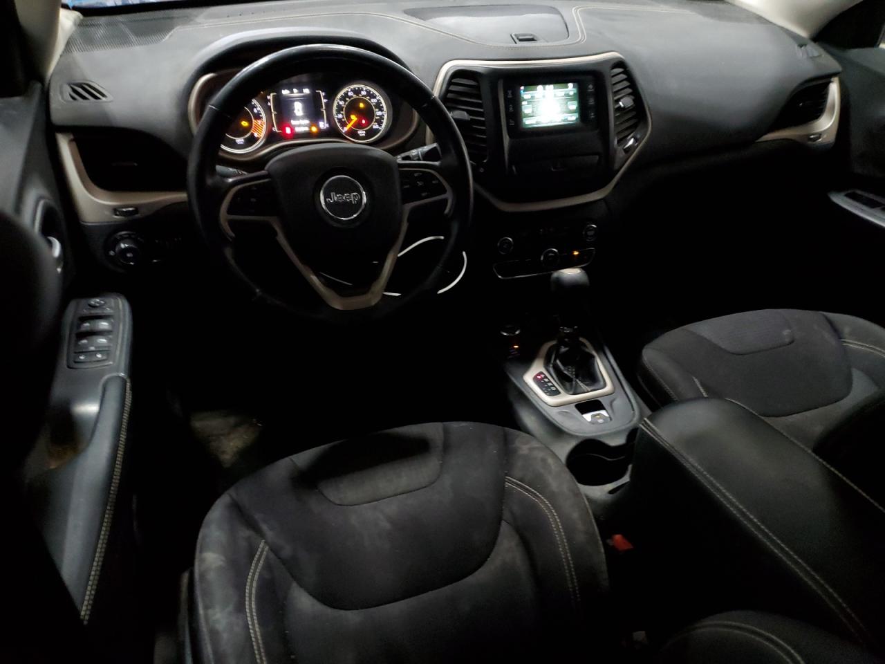 2015 Jeep Grand Cherokee - Image 8