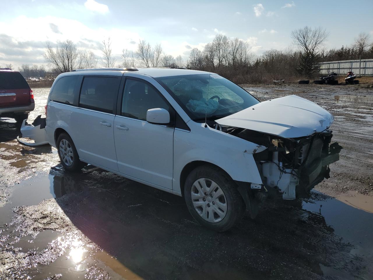 2019 Dodge Caravan - Image 4