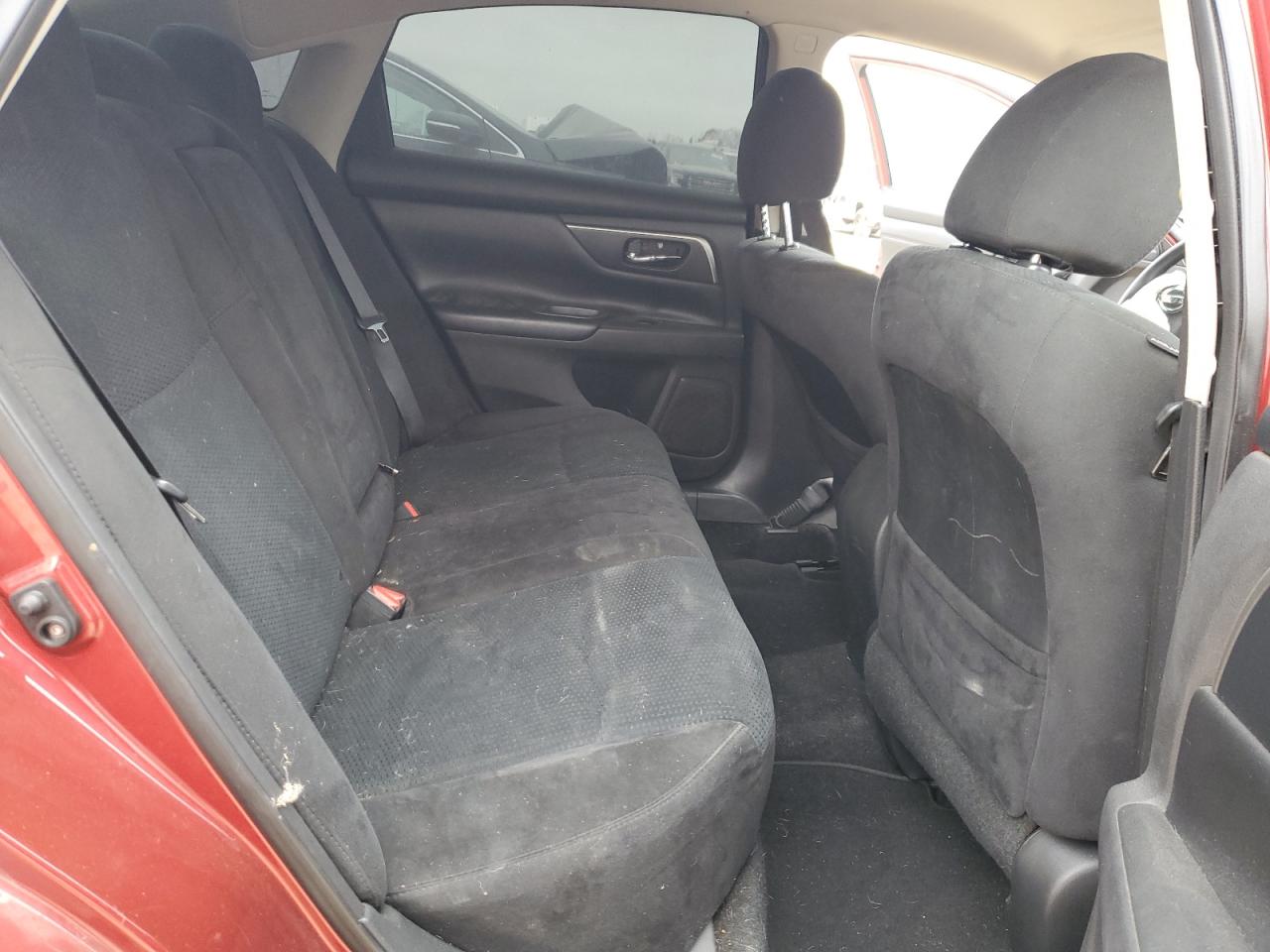 2015 Nissan Altima - Image 10
