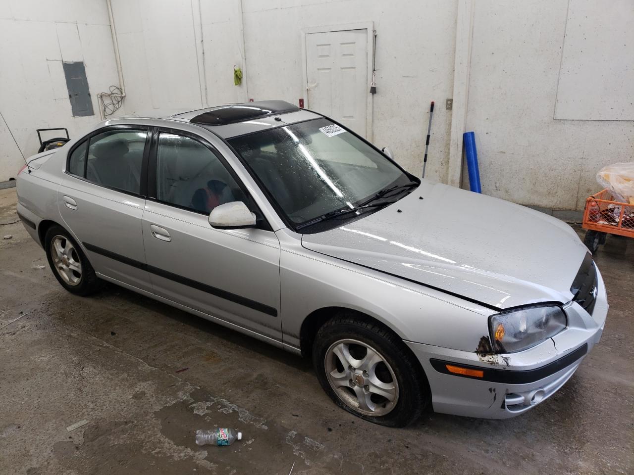 2005 Hyundai Elantra - Image 4