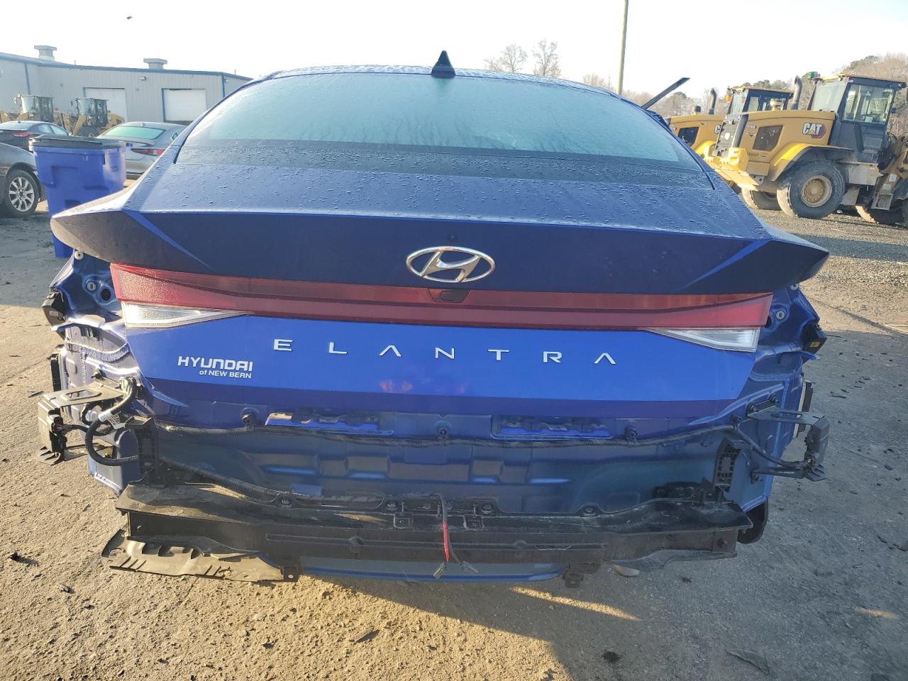 2023 Hyundai Elantra - Image 6