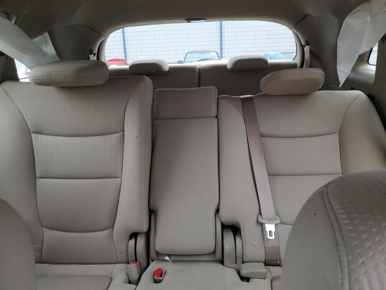 2012 Kia Sorento - Image 10