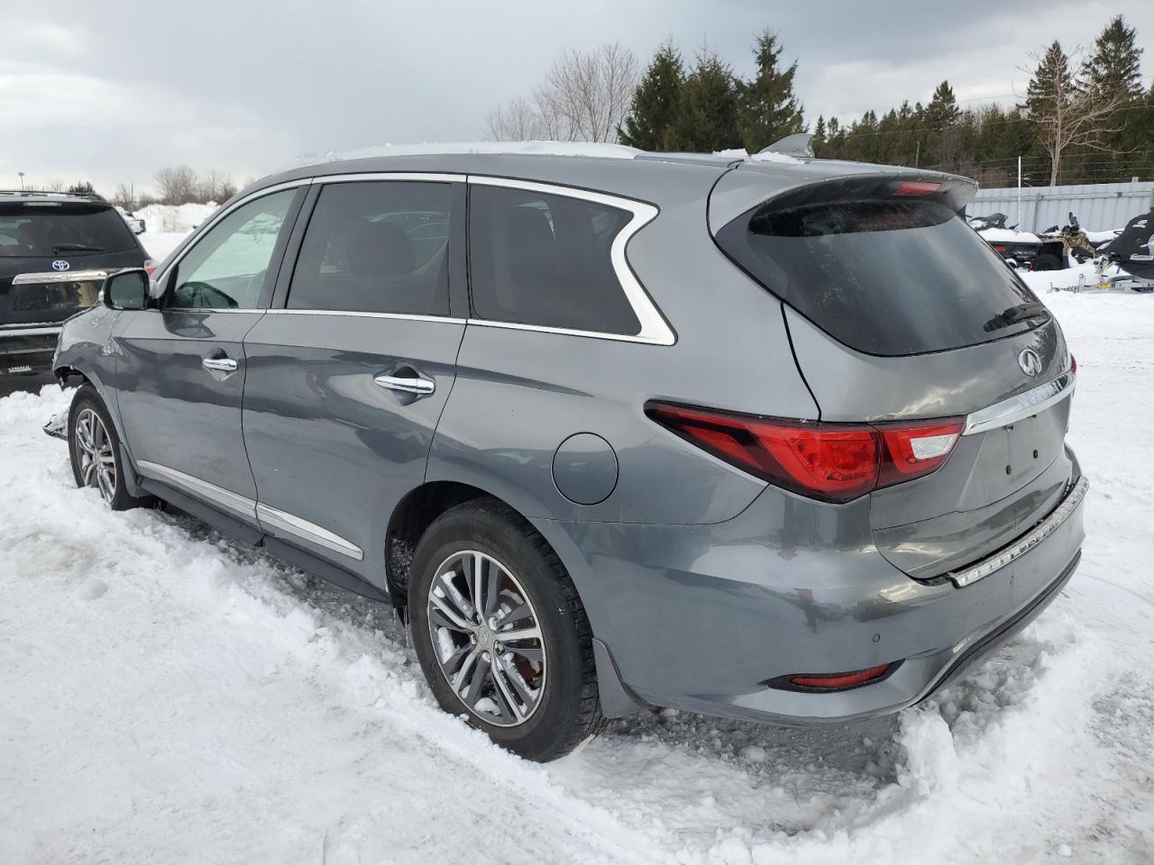 2018 Infiniti QX60 - Image 2
