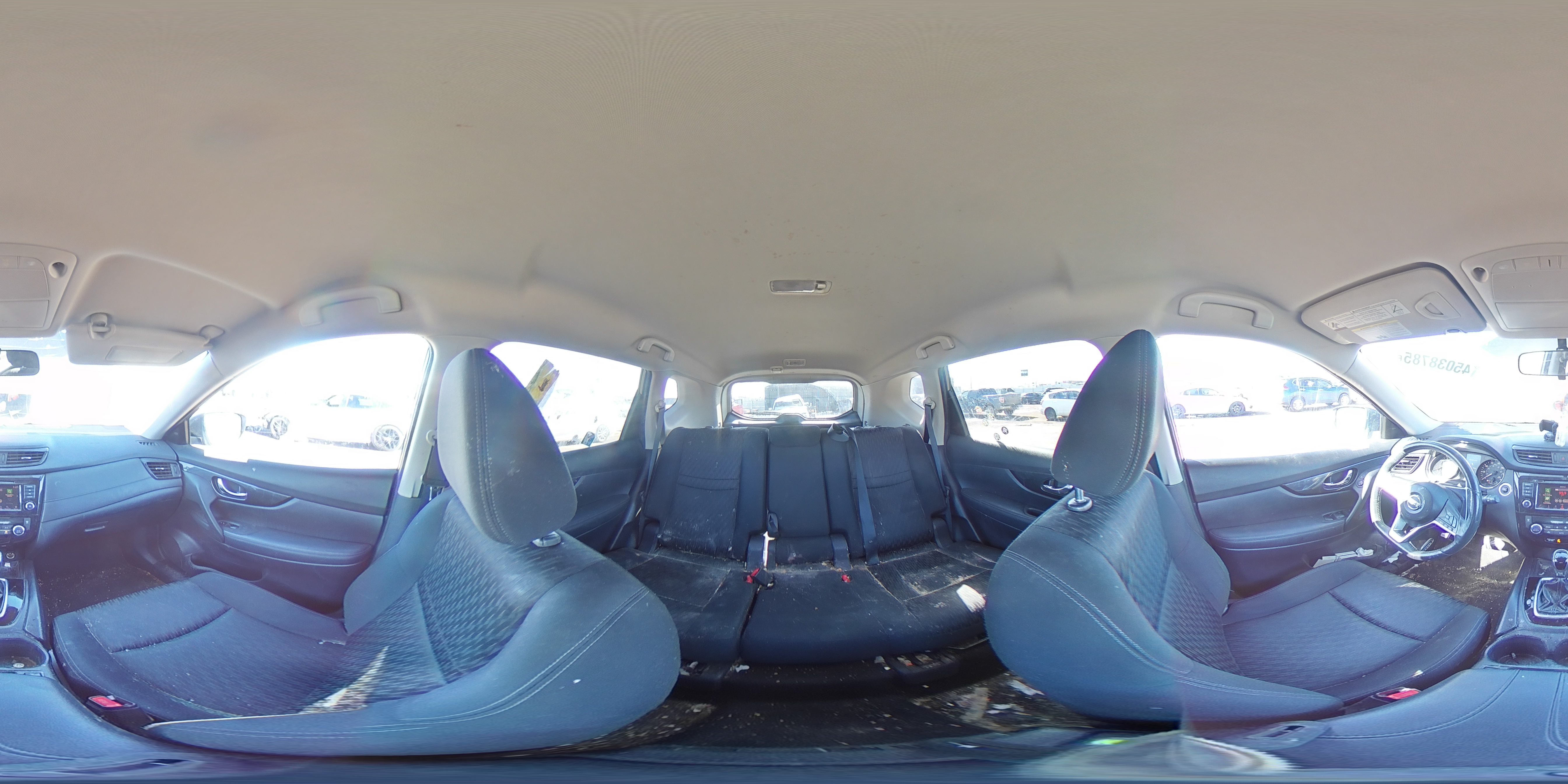 2018 Nissan Rogue - Image 12