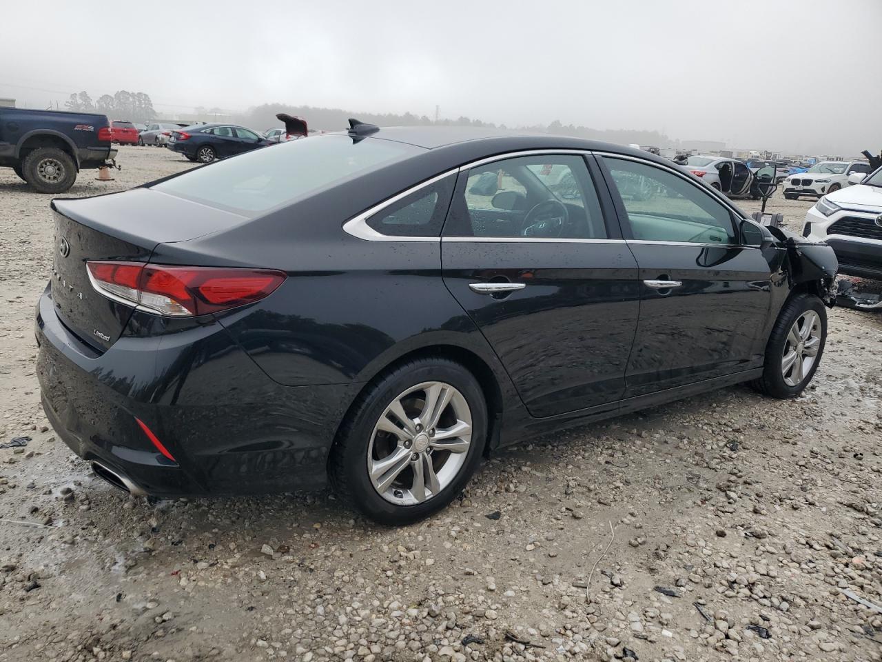 2018 Hyundai Sonata - Image 3