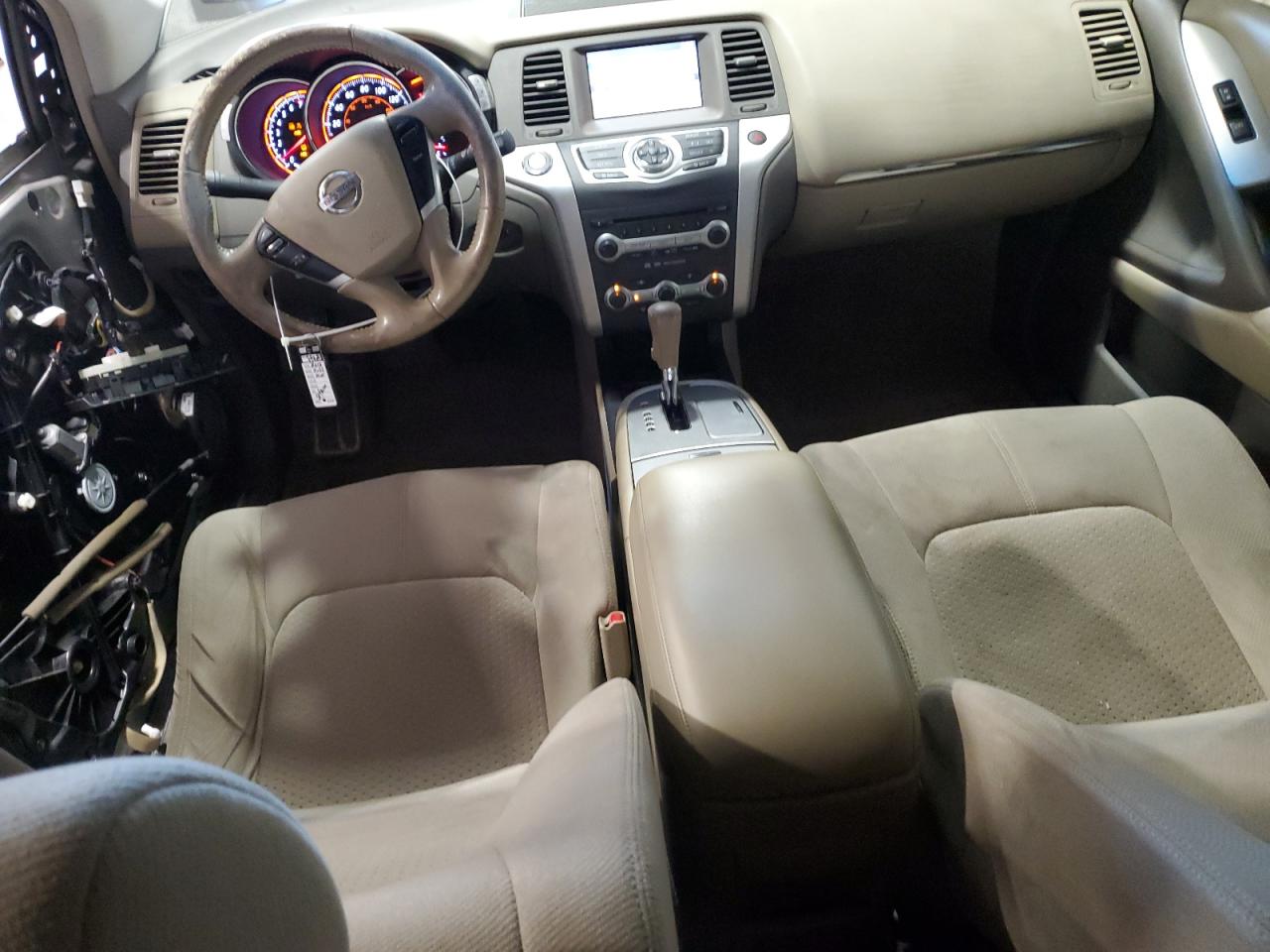 2010 Nissan Murano - Image 8