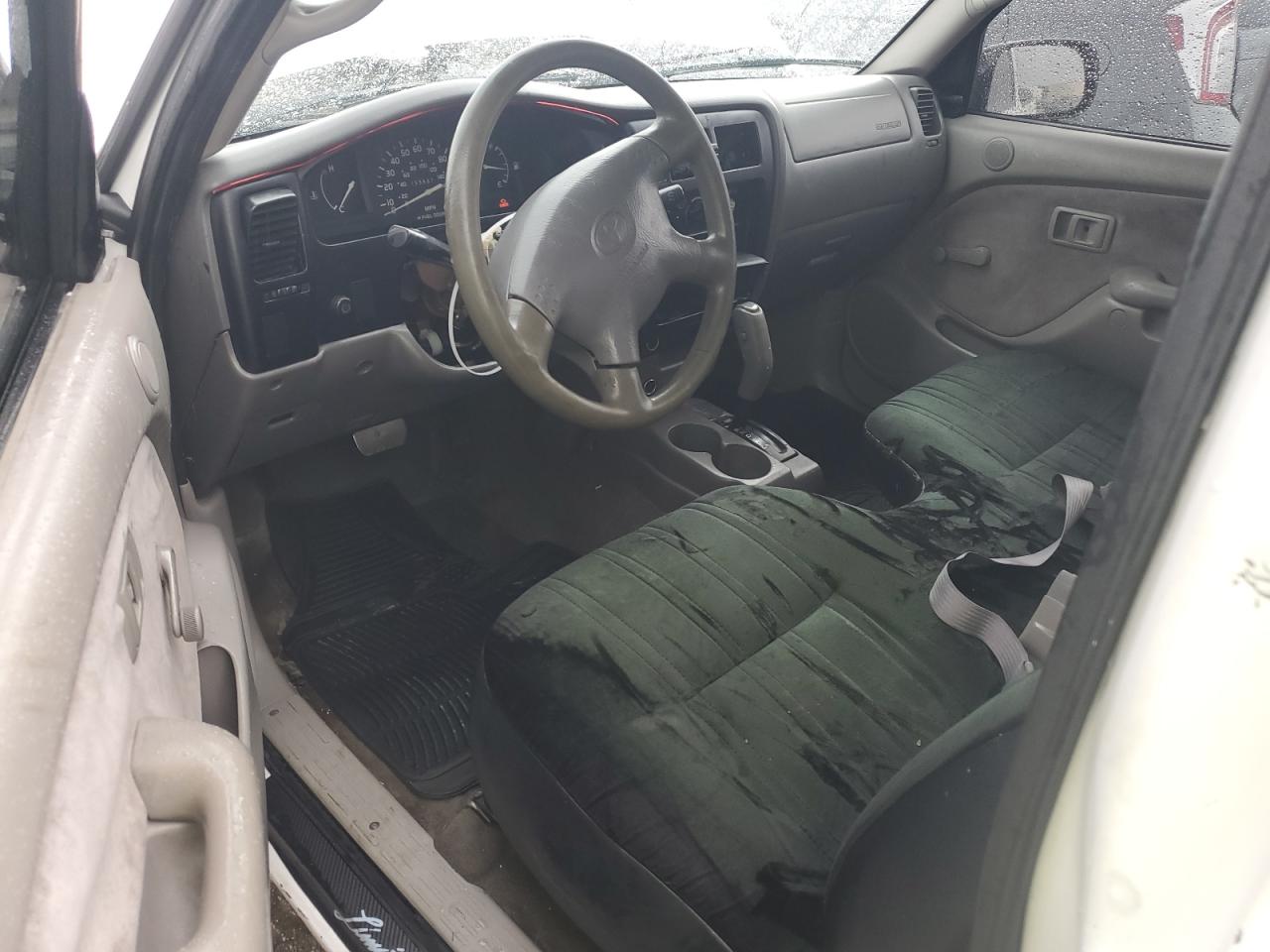 2002 Toyota Tacoma - Image 8