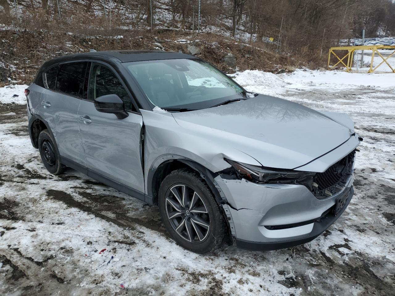 2017 Mazda CX-5 - Image 4