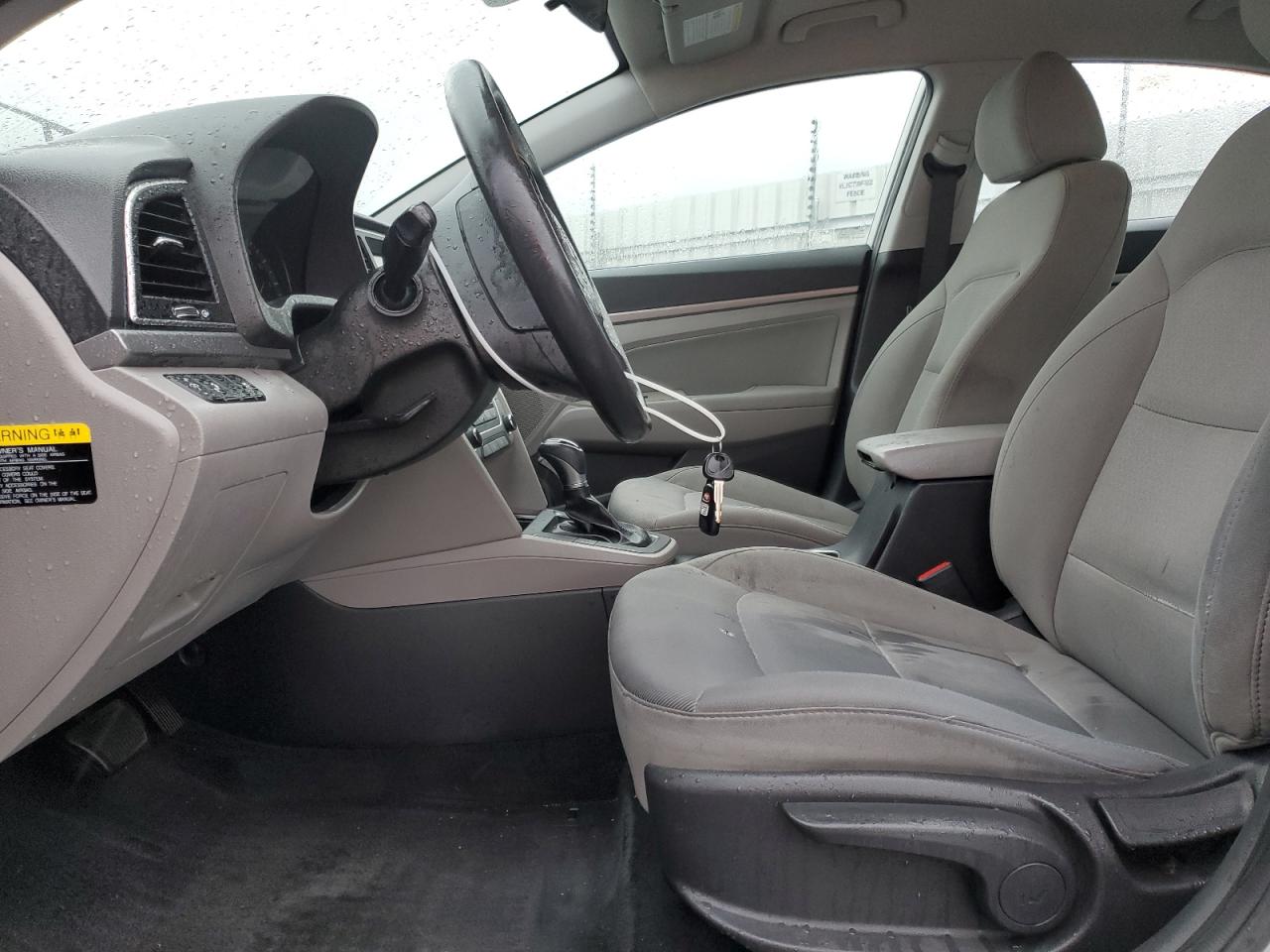 2018 Hyundai Elantra - Image 7