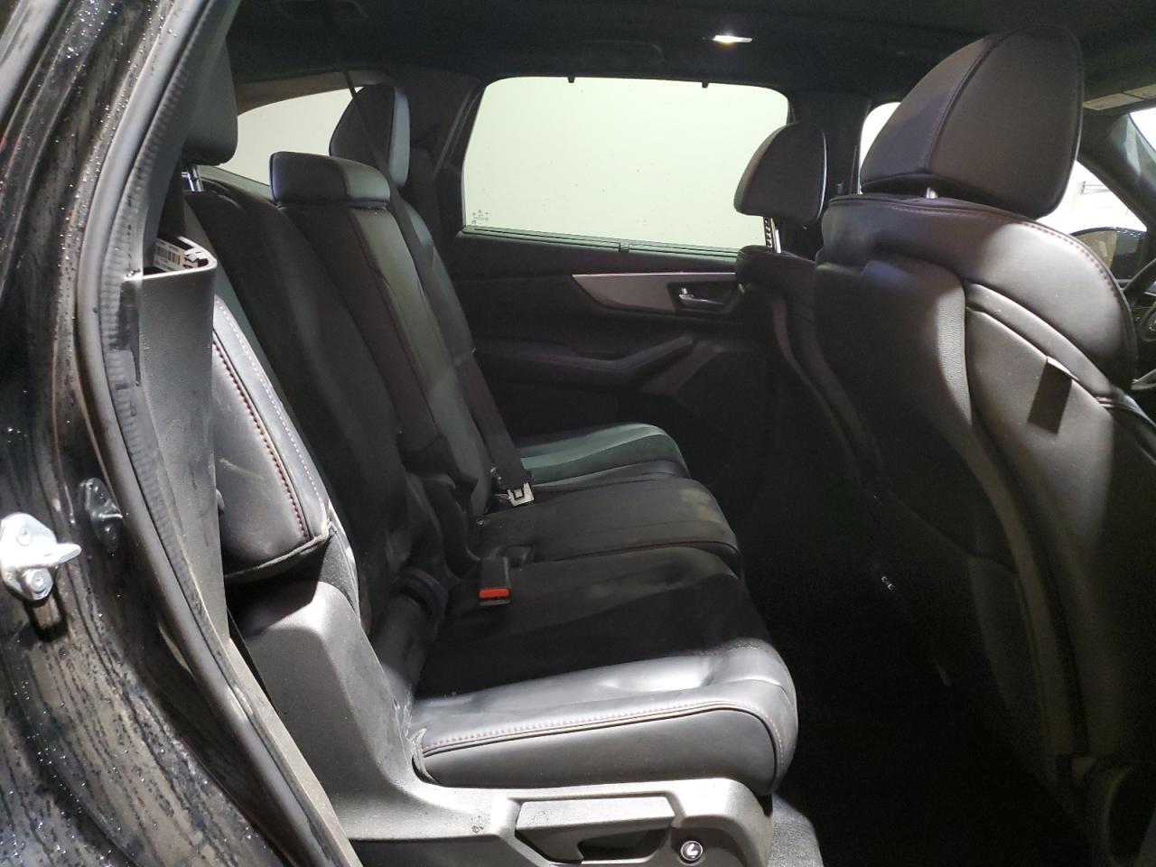 2022 Acura MDX - Image 11
