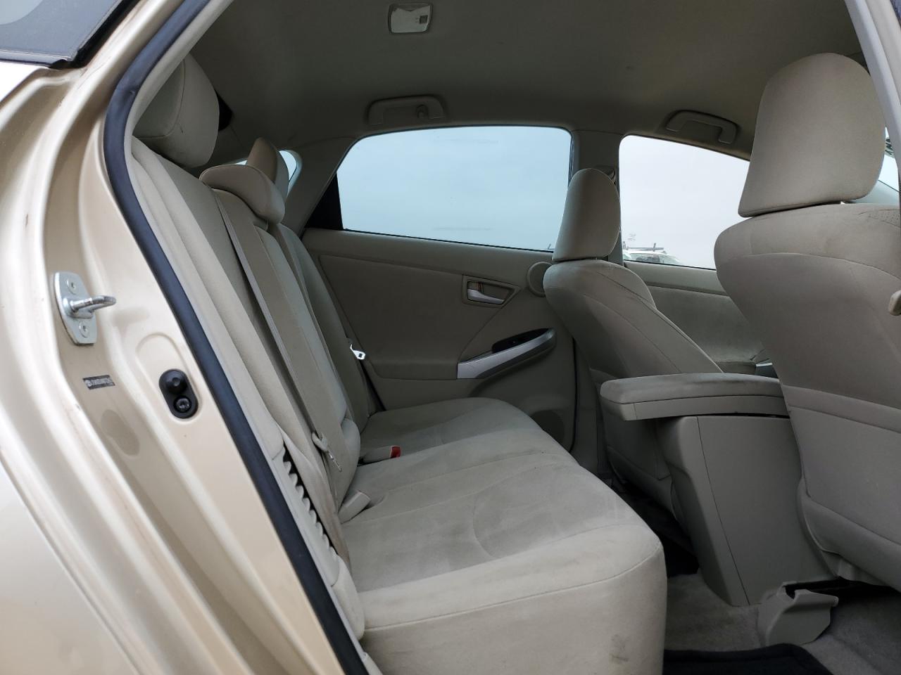 2010 Toyota Prius - Image 10