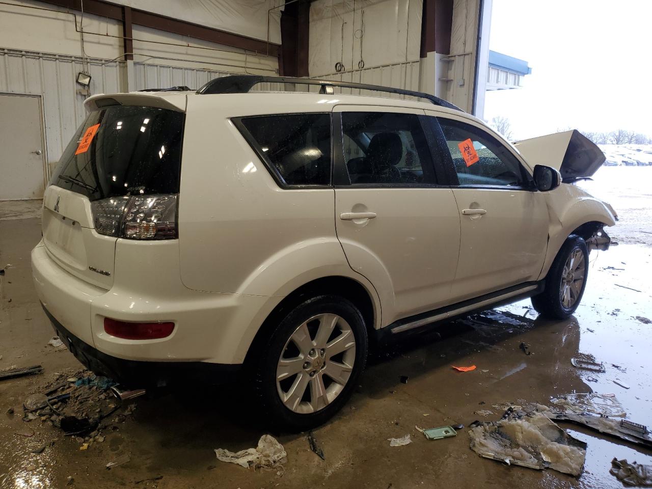 2010 Mitsubishi Outlander - Image 3