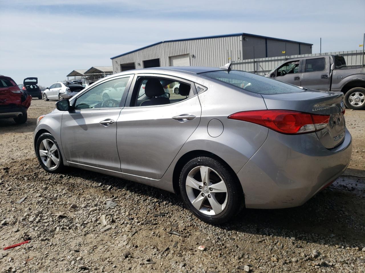 2012 Hyundai Elantra - Image 2