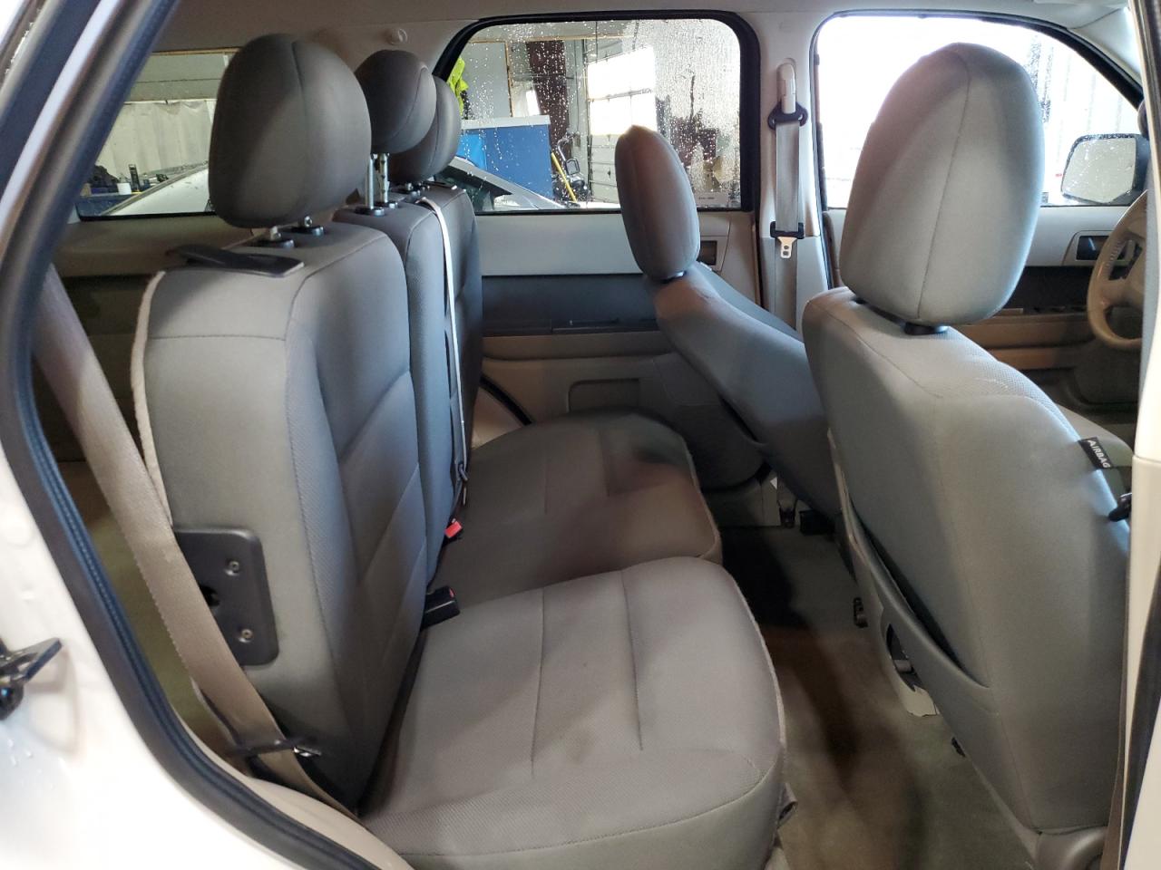 2009 Ford Escape - Image 11
