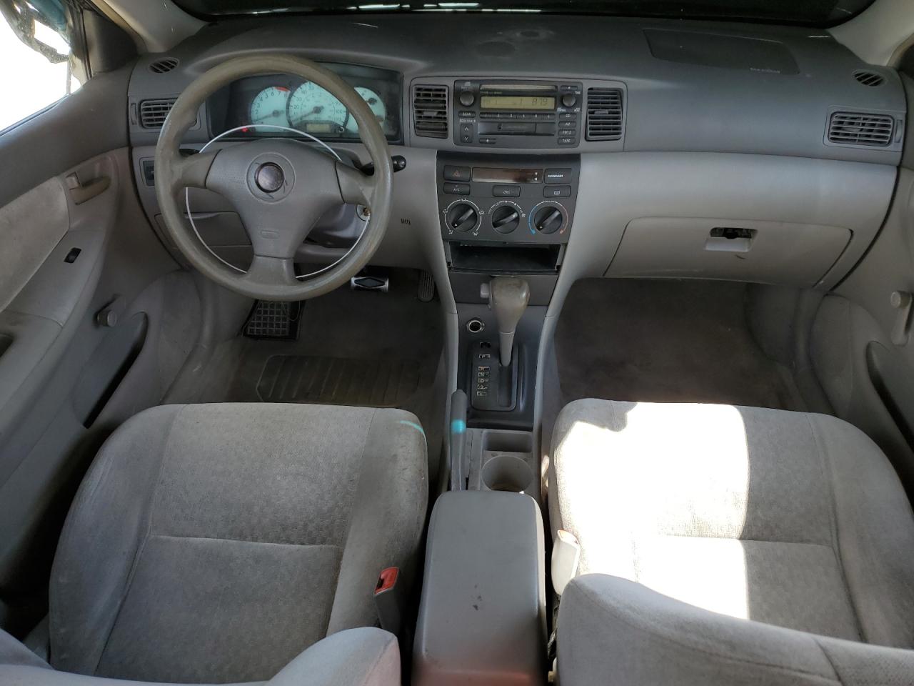 2004 Toyota Corolla - Image 8