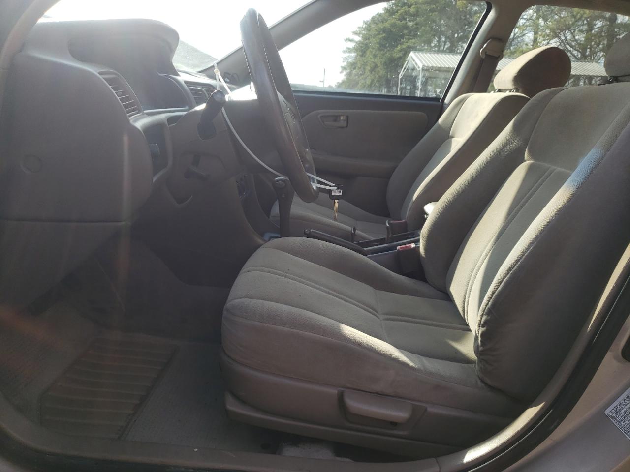 2000 Toyota Camry - Image 7
