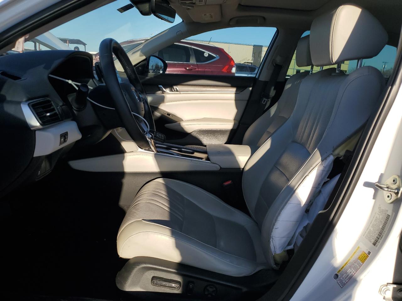 1HGCV1F50JA226009 HONDA ACCORD 2018