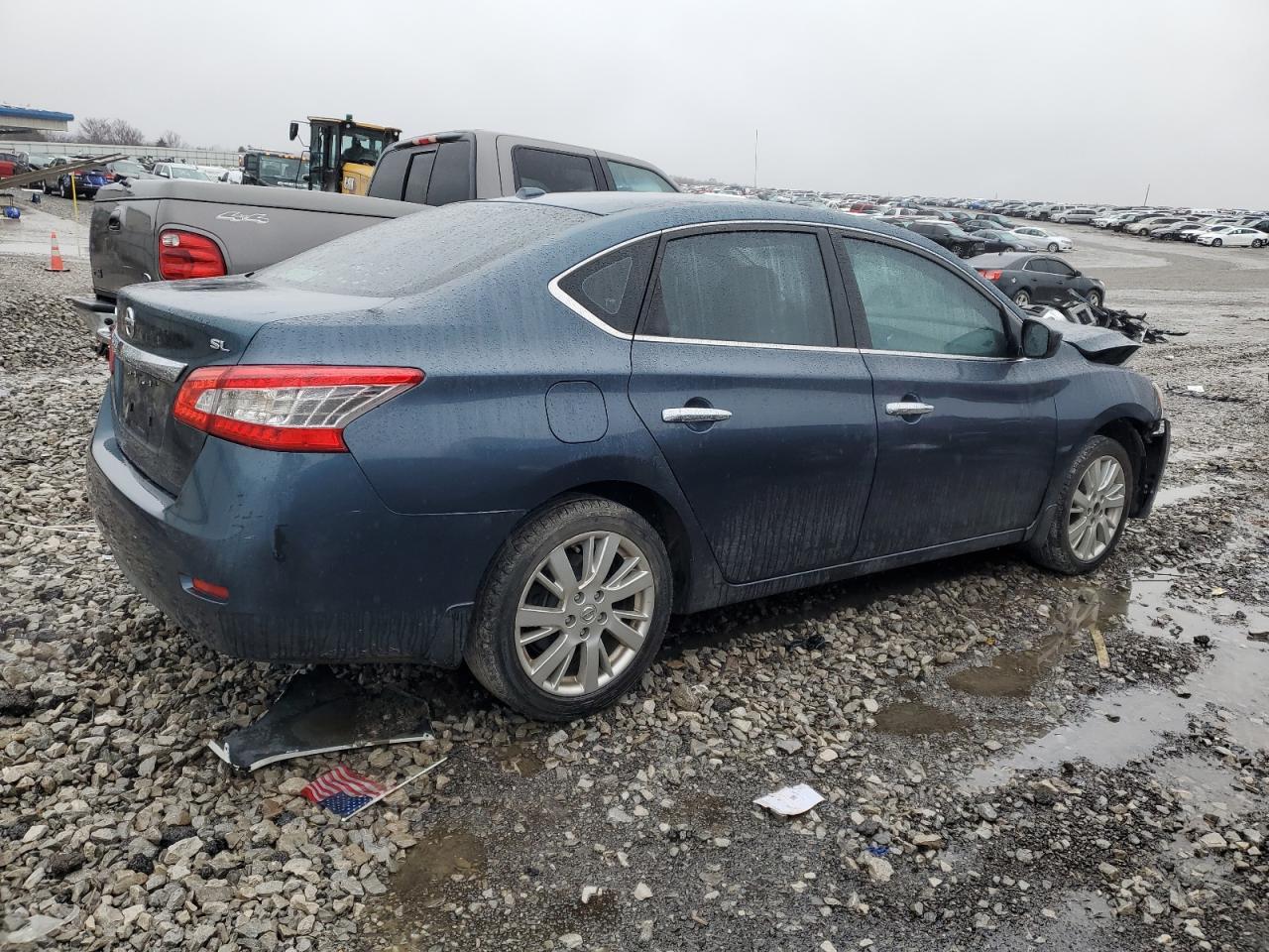 2015 Nissan Sentra - Image 3