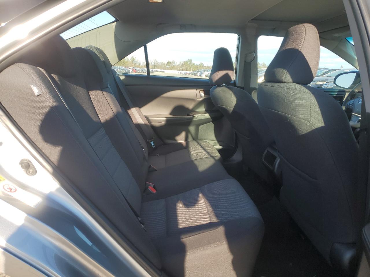 2015 Toyota Camry - Image 10