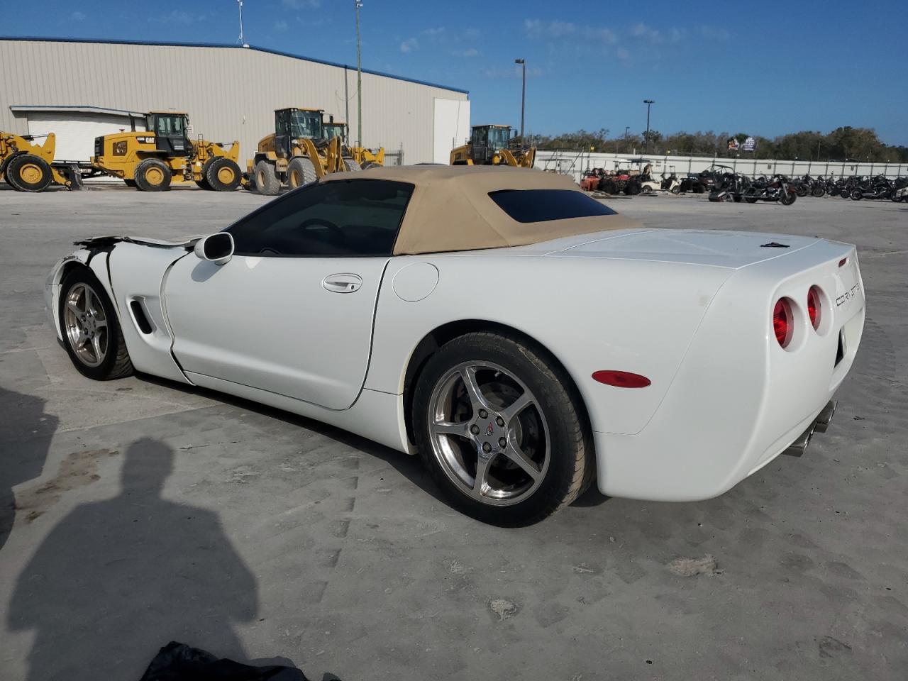 2000 Chevrolet Corvette - Image 2