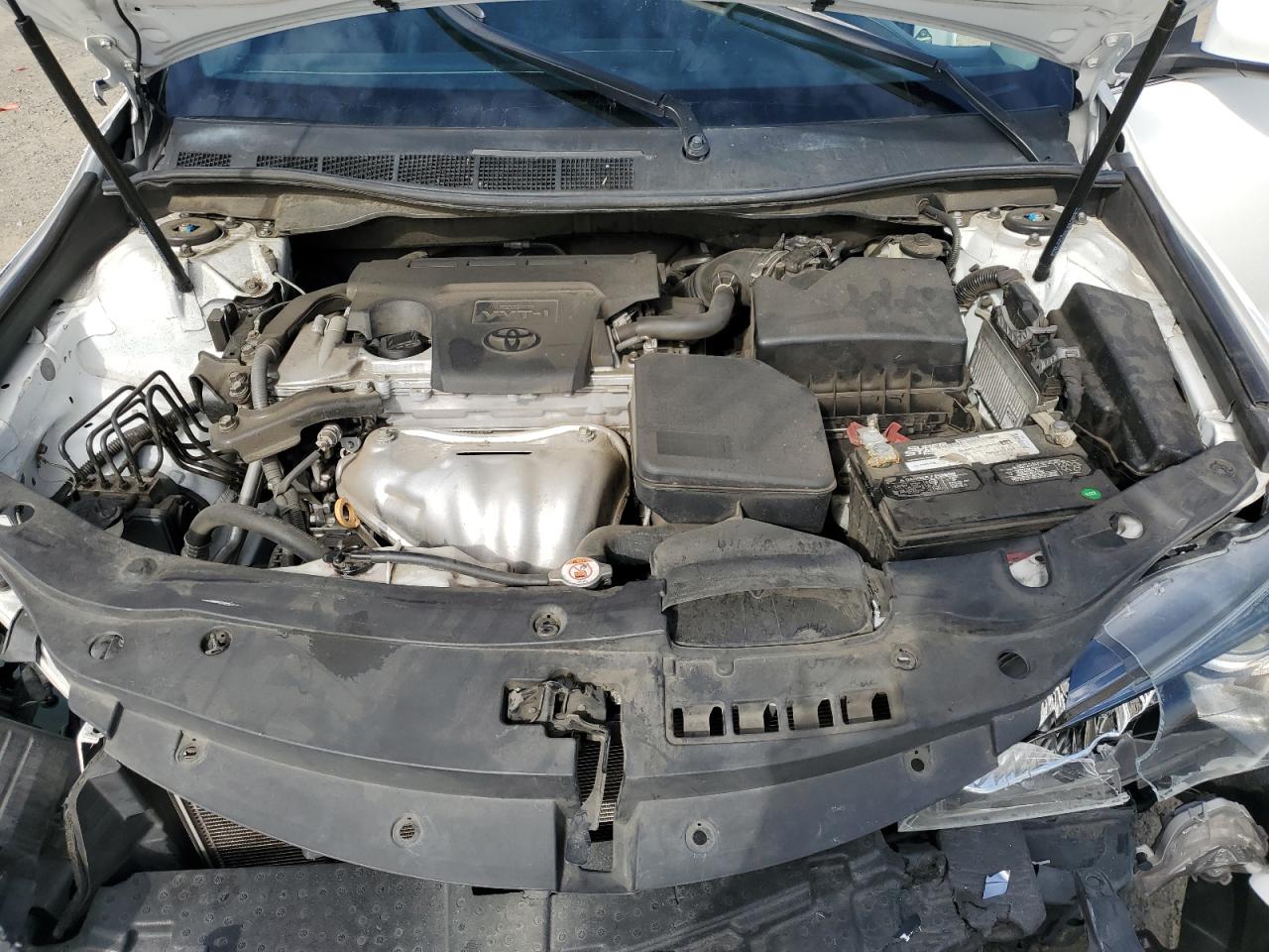 2017 Toyota Camry - Image 11