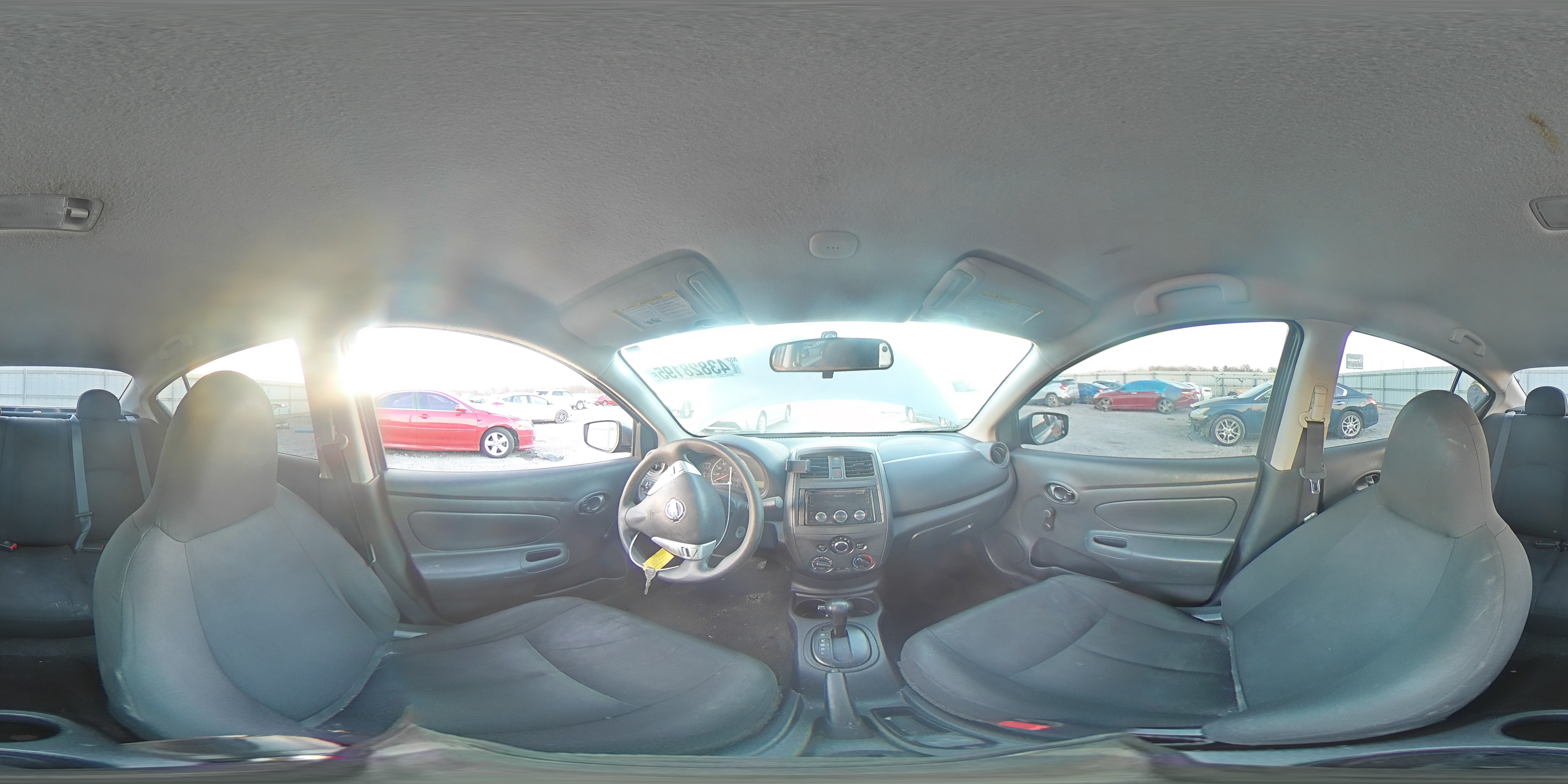 2016 Nissan Versa - Image 12