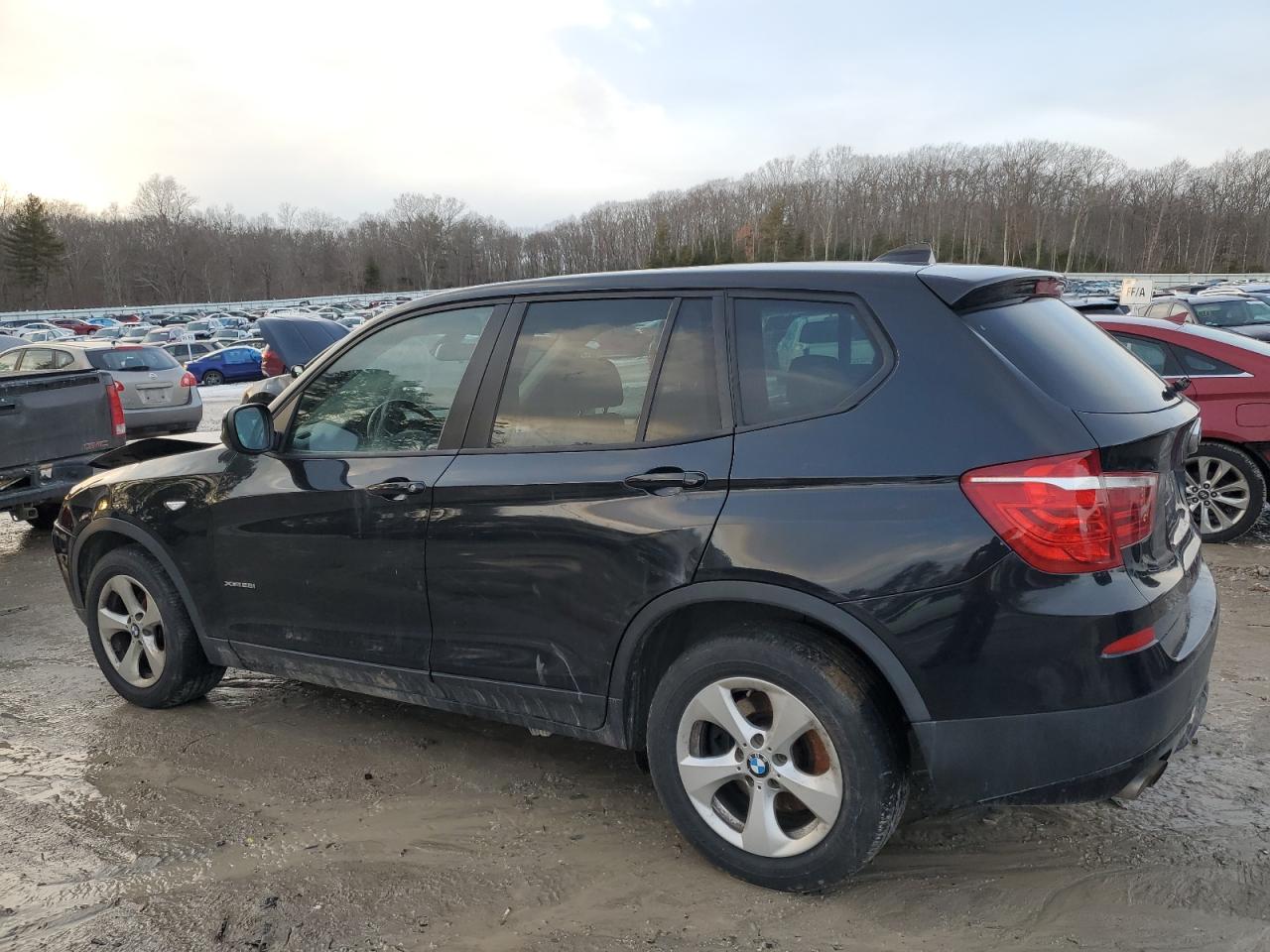 2011 BMW X3 - Image 2