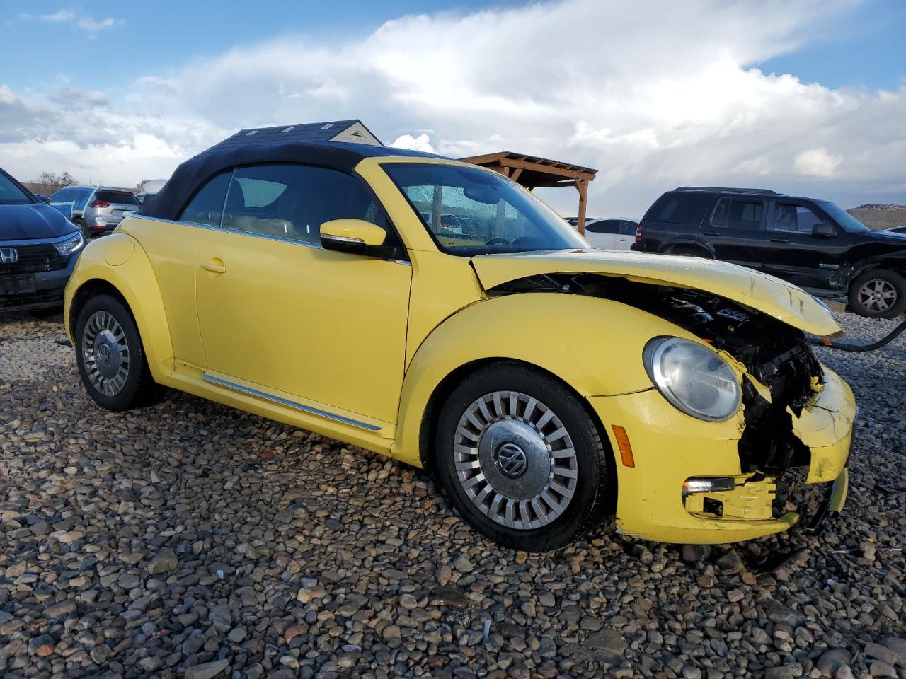 2014 Volkswagen Beetle - Image 4