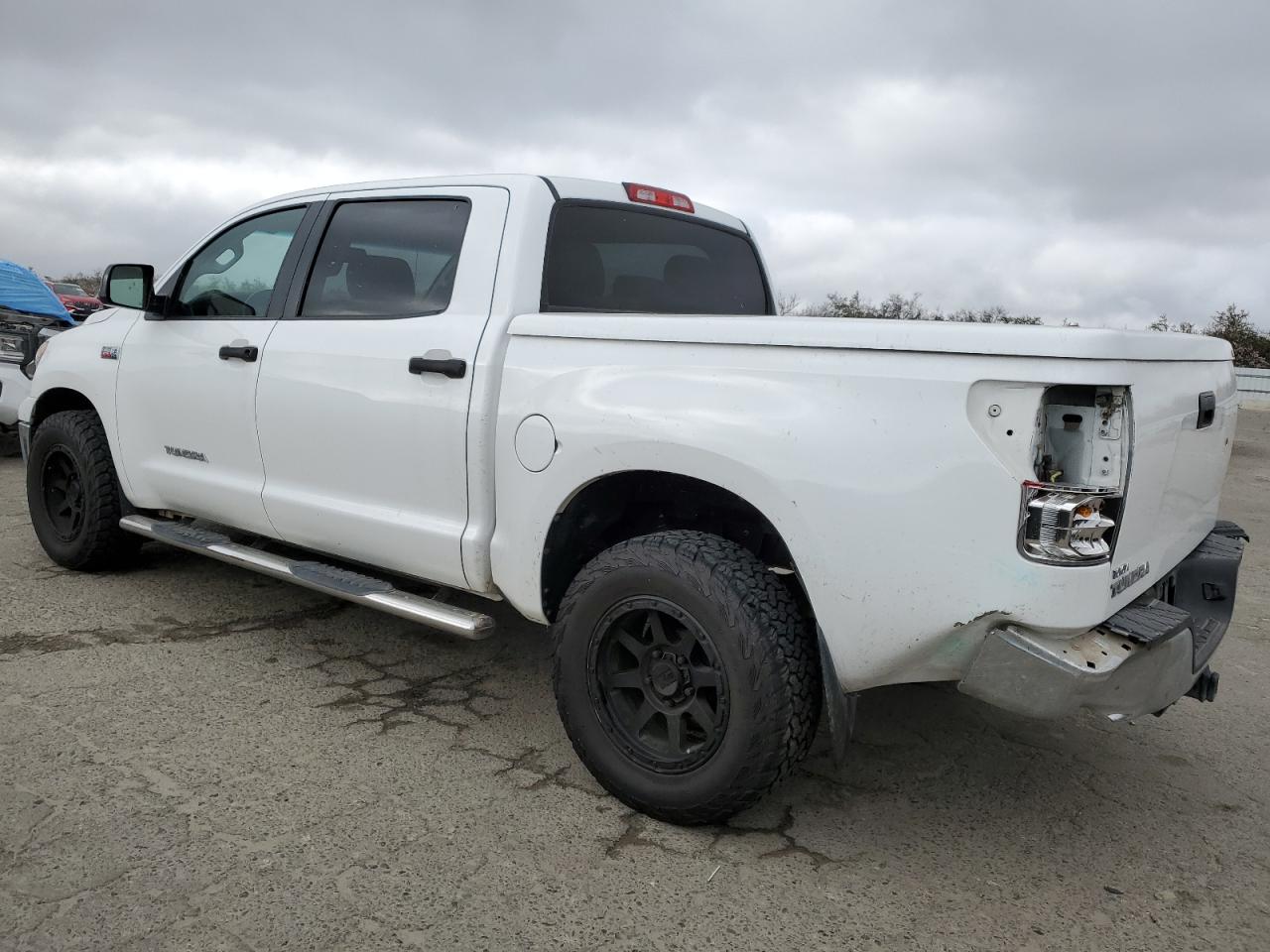 2013 Toyota Tundra - Image 2
