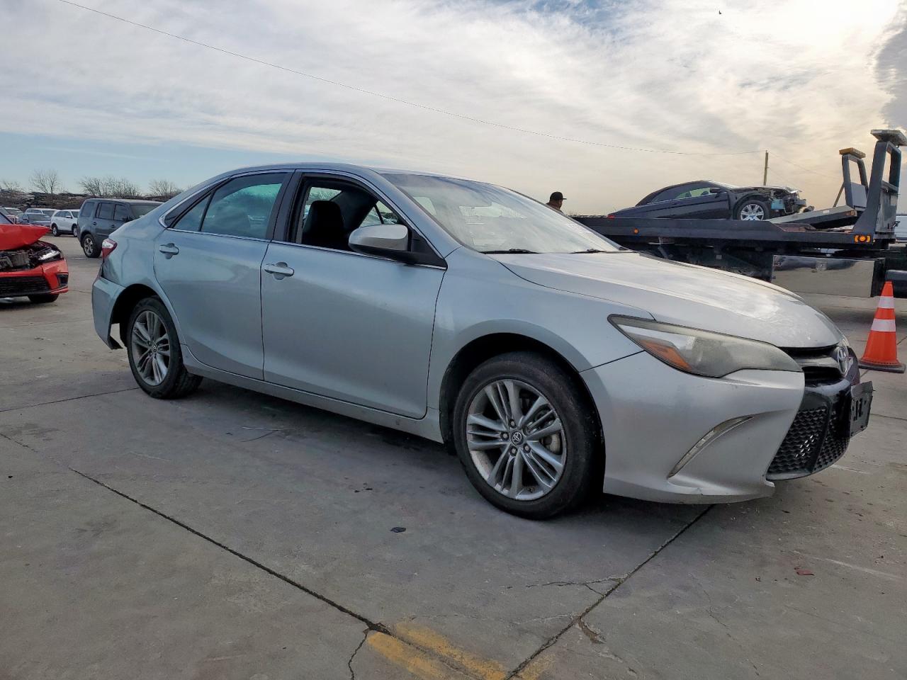 2017 Toyota Camry - Image 4