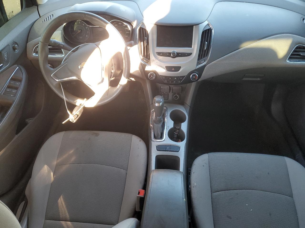 1G1BC5SM0J7218227 CHEVROLET CRUZE 2018
