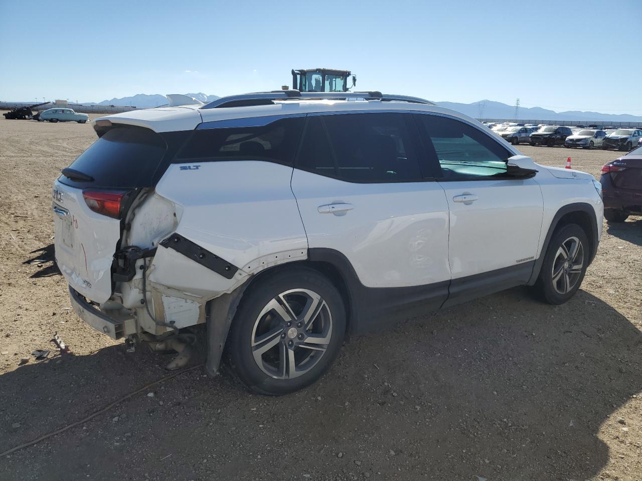 2020 GMC Terrain - Image 3