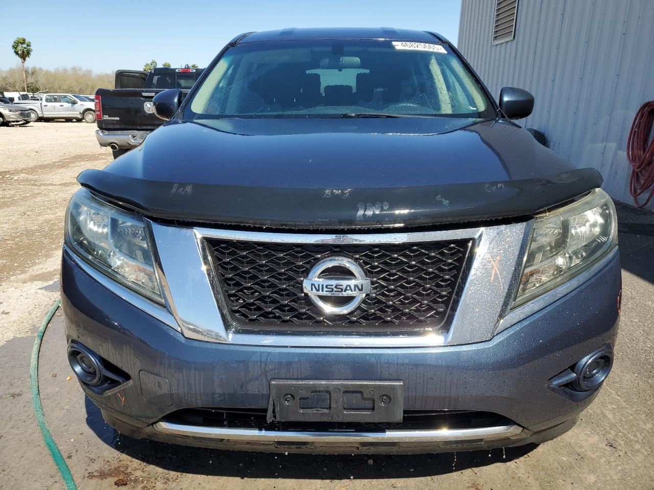 2015 Nissan Pathfinder - Image 5