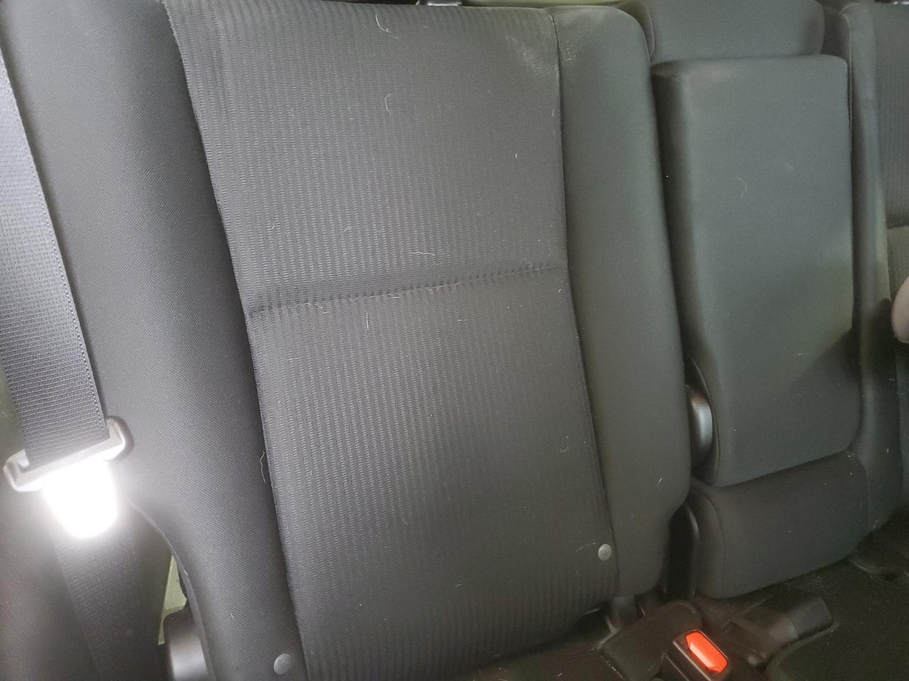 2018 Toyota RAV 4 - Image 10