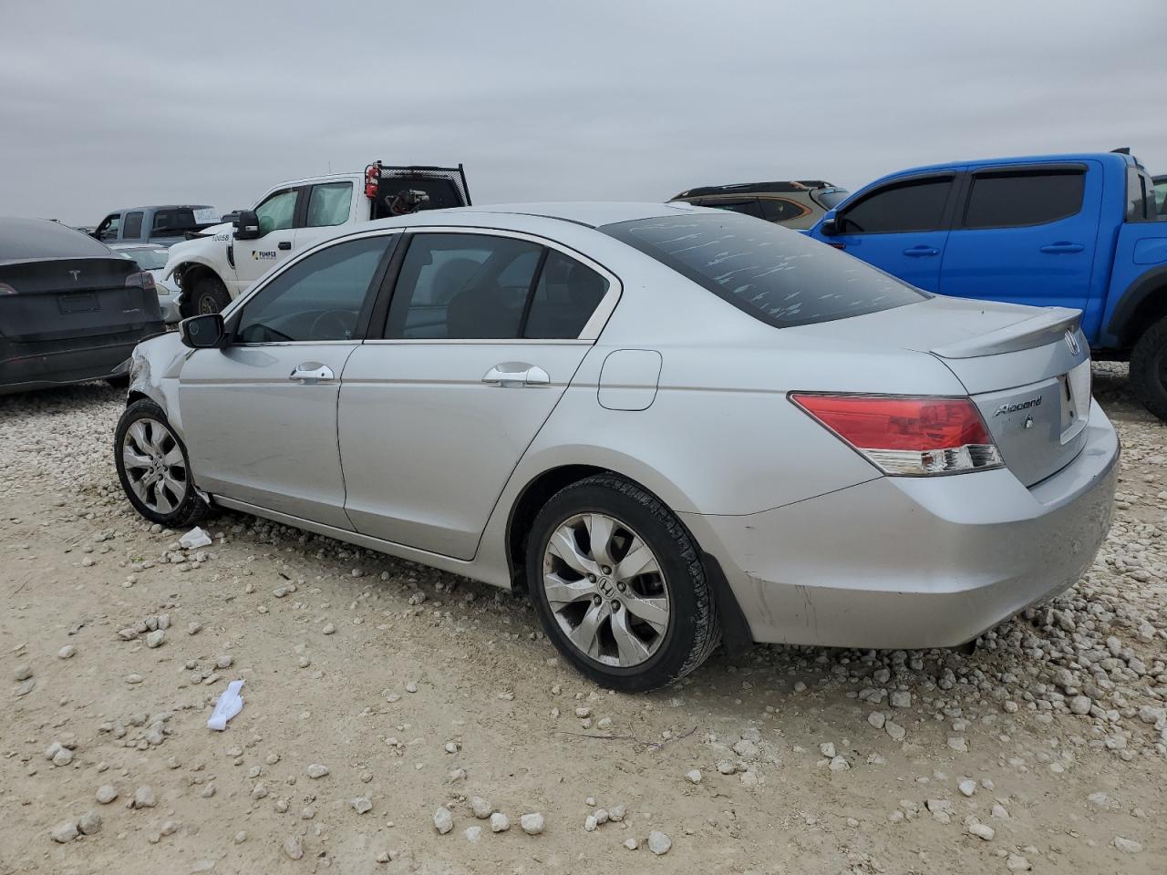 2009 Honda Accord - Image 2