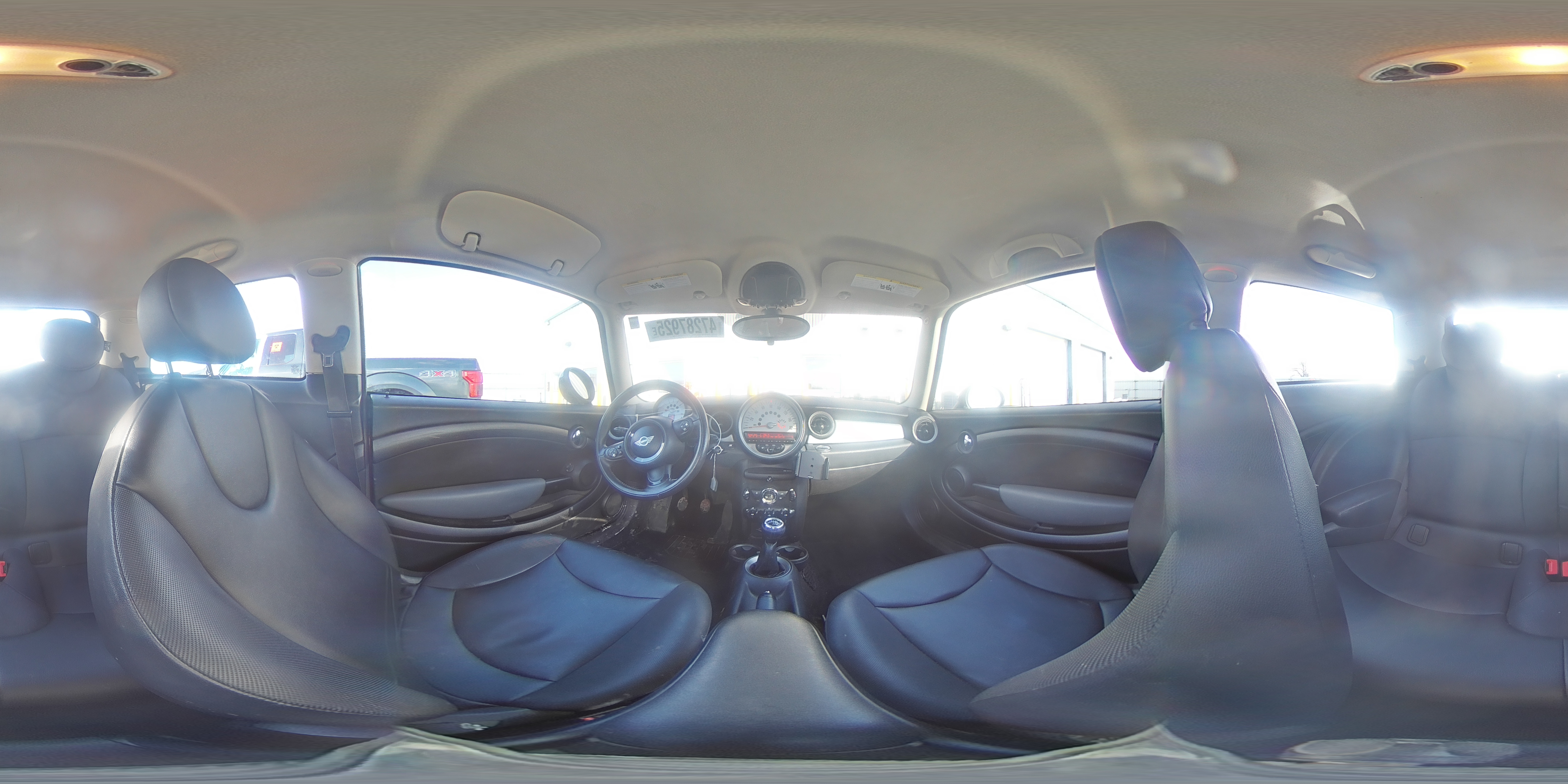 2012 MINI Cooper - Image 13